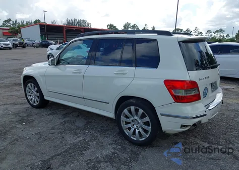 2012 Mercedes-Benz Glk 350 z USA, uszkodzony, nr VIN WDCGG5GB4CF848098